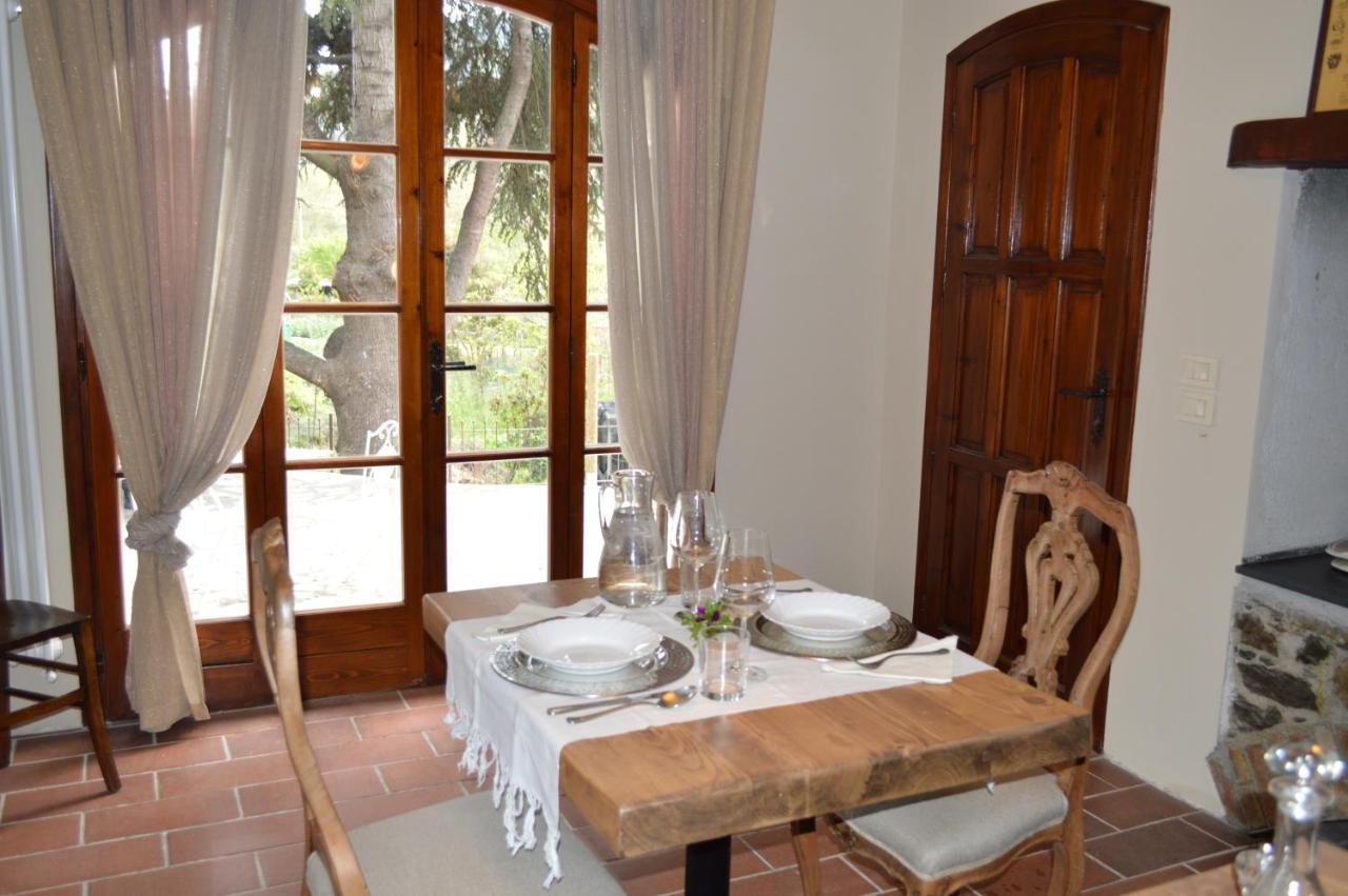 Agriturismo Dalla Mimmi Dolceacqua Bagian luar foto